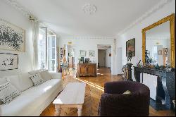 Apartment for sale in Paris 3rd arr. - rue des Tournelles.