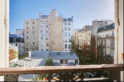 Apartment for sale in Paris 3rd arr. - rue des Tournelles.