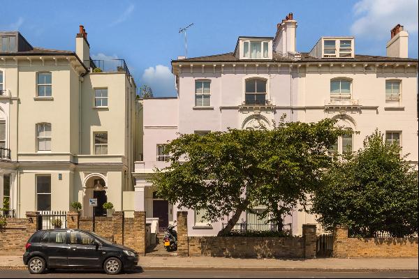 A 2-3 bedroom flat for sale on Regents Park Road, NW1.