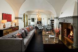 Quintessential luxury in a Florentine villa