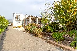 House in Los Ríos, Piedra Roja