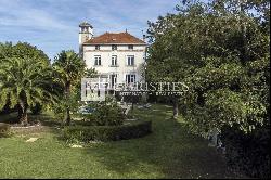 Exceptional mansion of 464 sqm in La Rochelle