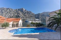 Waterfront Villa, Muo, Kotor Bay, Montenegro, R2141