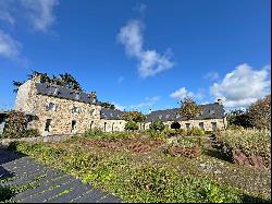 LANDEDA, LARGE HOUSE RENOVATED WITH TASTE AND ITS INDOOR SWIMMING POOL