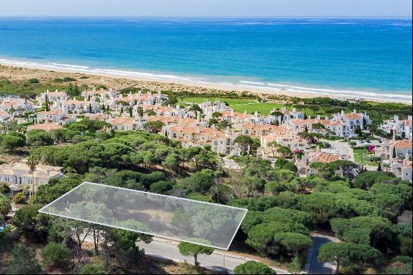 Excellent opportunity of land for sale to develop in Vale do Lobo luxury resort.