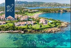 Wonderful estate framed by the Gulf of Cala del Faro in Porto Cervo for sale