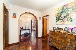 Terraced house, 4 bedrooms, for Sale