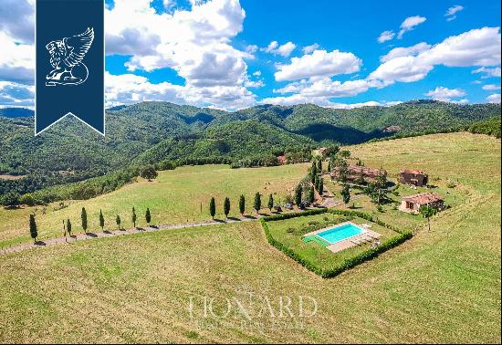 Luxury farmhouses converted into an accommodation facility in a stunning panoramic positio