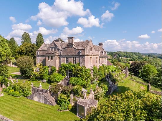 Magnificent Grade II* Cotswold Manor House in a truly magical setting.