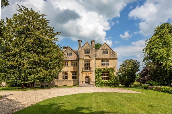Magnificent Grade II* Cotswold Manor House in a truly magical setting