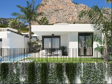 Villas with excellent qualities at the foot of Mount Ponoig, Polop
