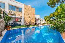 House on the second line of the sea in Torrenova