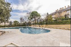 130 sqm duplex with pool, views and terrace for sale in Encinar , Madrid 28055