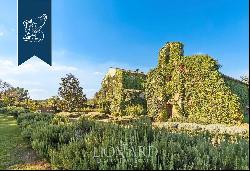 Prestigious estate of great historical interest for sale just an hour from Rome