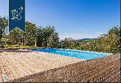 Charming property with pool near Florence
