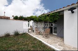 Beautiful property in Ile de Ré - with outbuildings and building land