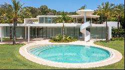 Original curvilinear villa in Finca Cortesin, Casares