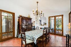 Small Farm, 7 bedrooms, for Sale