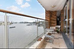 Wood Wharf Apartments, Horseferry Place, Greenwich, London, SE10 9BB