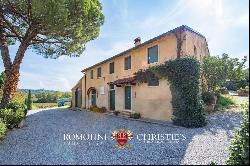 ESTATE WITH VINEYARD AND HUNTING RESERVE FOR SALE IN FLORENCE, TUSCANY