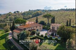 ESTATE WITH VINEYARD AND HUNTING RESERVE FOR SALE IN FLORENCE, TUSCANY