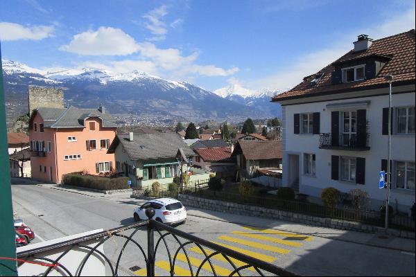 Near Sierre: 3.5 rooms with carnotzet currently rented