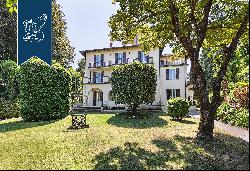 Elegant villa with a typical turret along Piedmont's shores of Lake Maggiore