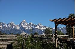 Two Cabins in Kelly with Teton Views