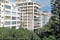 Penthouse with sea view in Ipanema