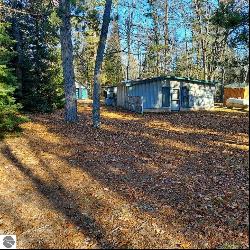 1400 Rainbow Park Trail, Luzerne MI 48647