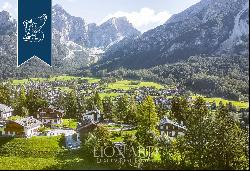 Alpine-style chalet in a high position with a view of the Boite Valley