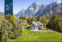 Alpine-style chalet in a high position with a view of the Boite Valley