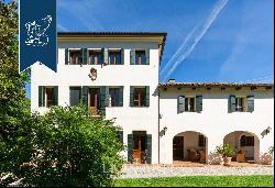 Property of historical prestige for sale inside the "Fontane Bianche" natural park