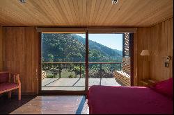 Sustainable and Contemporary Architecture Casa EL Maqui