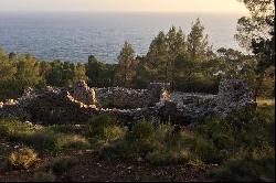 Seafront land on island Hvar