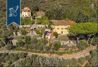 Charming 18th-century villa for sale in the leafy Tuscan countryside