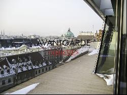 Penthouse apartment in prime inner city location