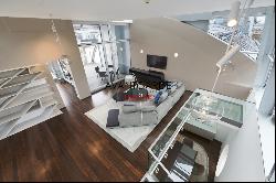 Dreamlike penthouse in central location