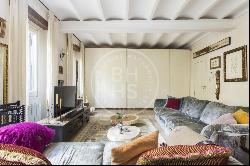 SPECTACULAR RENOVATED FLAT IN BORN, Barcelona 08041