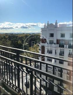 306 sqm luxury flat with terrace for sale in Recoletos, Madrid, Madrid 28004