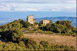 A Gorgeous estate nestled between Tuscany, Umbria, and Lazio