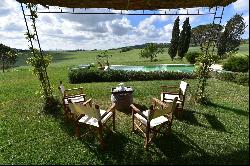 Podere Federico, marvelous luxury home in the Tuscan countryside