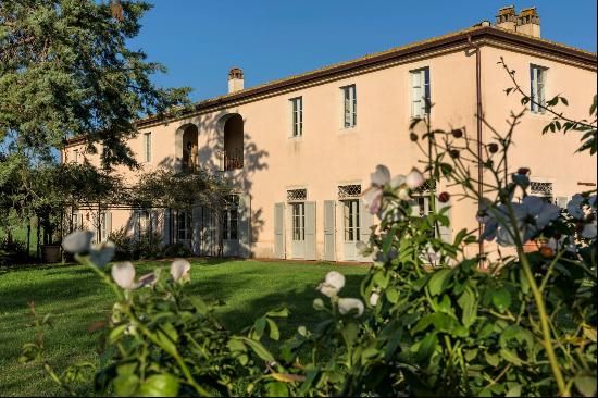 Podere Elisabetta - resplendent estate in the Maremma countryside