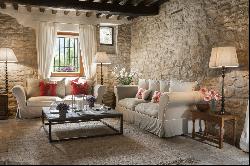 Villa Elisa, a 14th century estate in the heart of Umbria