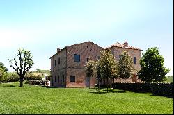 Villa Arco - beautiful villa amongst the Montalcino hills