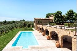 Villa Arco - beautiful villa amongst the Montalcino hills
