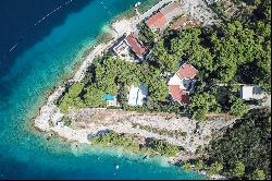 Seafront building land on Brac