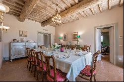 Villa Lilla, a beautiful farmhouse complex in Val d'Orcia