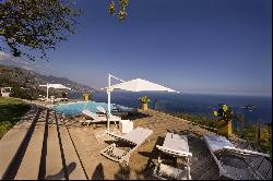 Villa delle Sirene-majestic villa overlooking the mesmerizing Amalfi Coast