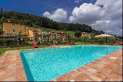 Villa Timo - traditional Tuscan home in poetic Italian setting